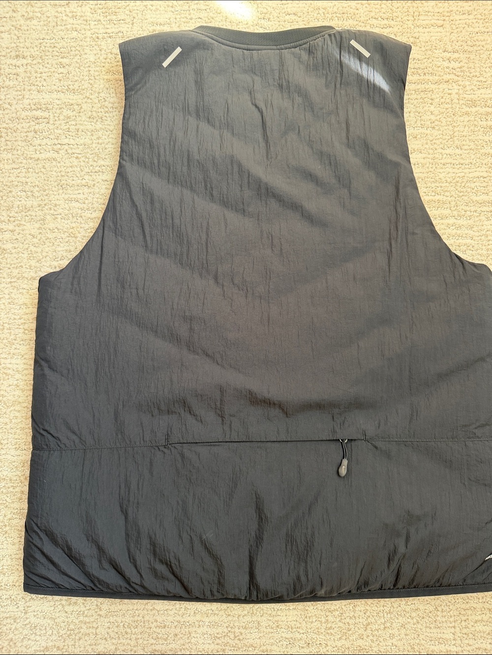 Nike Men's Black Quilted-Panel Zip Vest - Picture 3 of 3